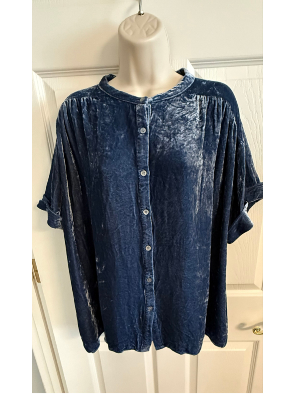 Sundance Velvet Skies Silk Blend Blue Button Down Top XL EUC